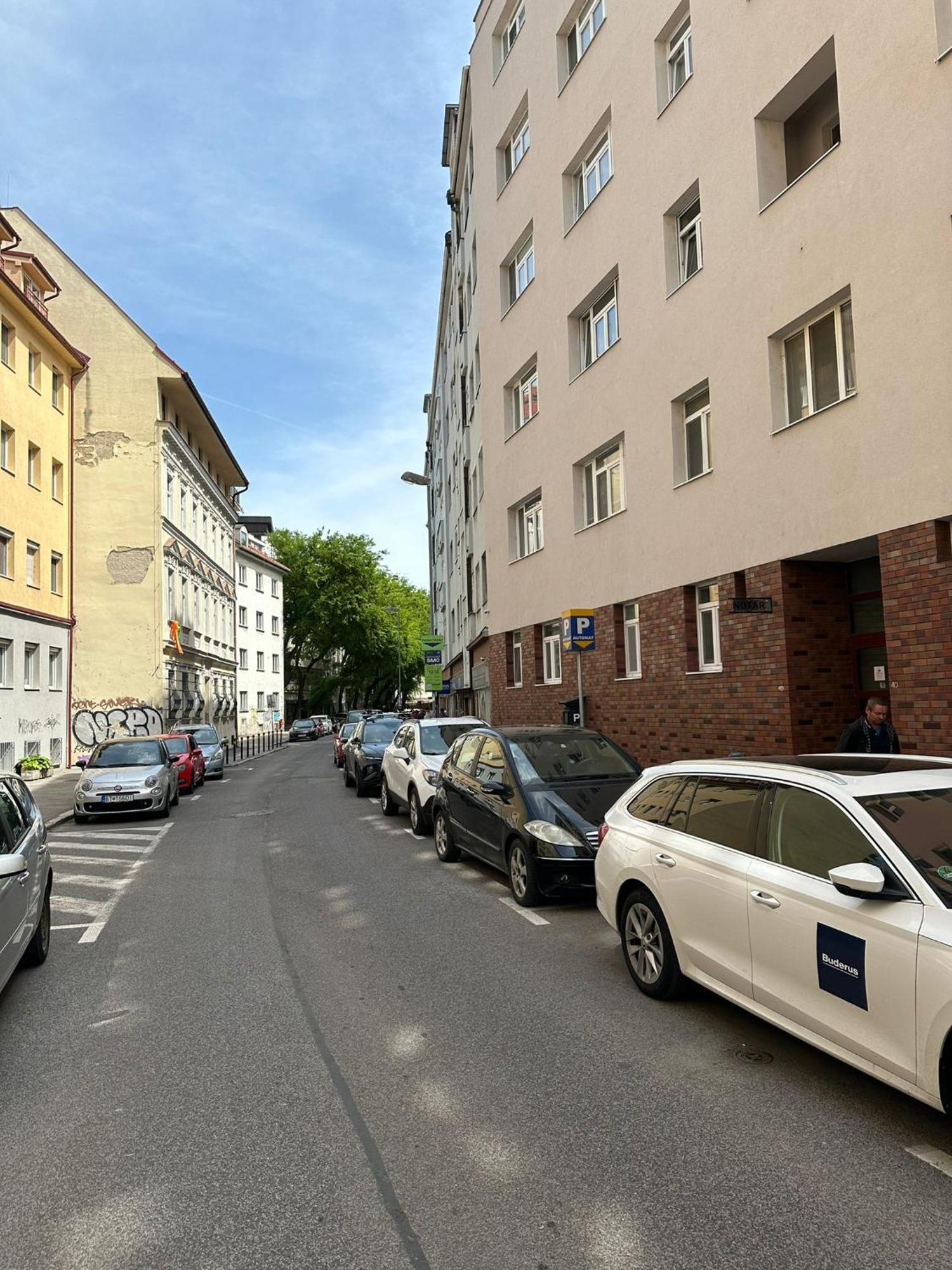 Apartment Adele - Old Town Bratysława Zewnętrze zdjęcie